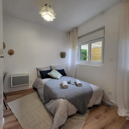 Apartment Le Nagi : Beau Studio Avec Patio Privatif