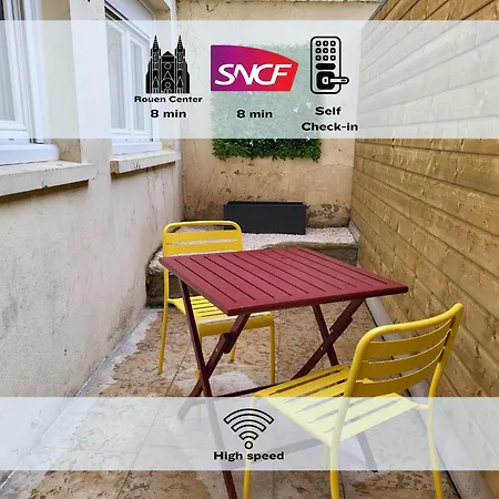 Le Nagi : Beau Studio Avec Patio Privatif Apartment Rouen